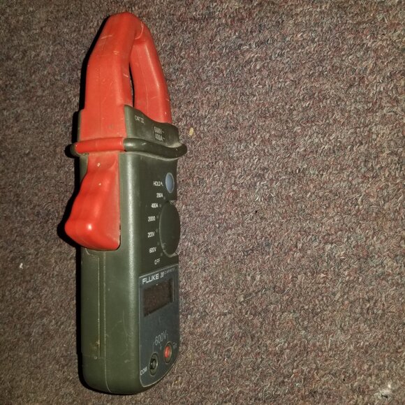 Fluke 30 clamp meter voltage meter non contact amp tester - Picture 3 of 3